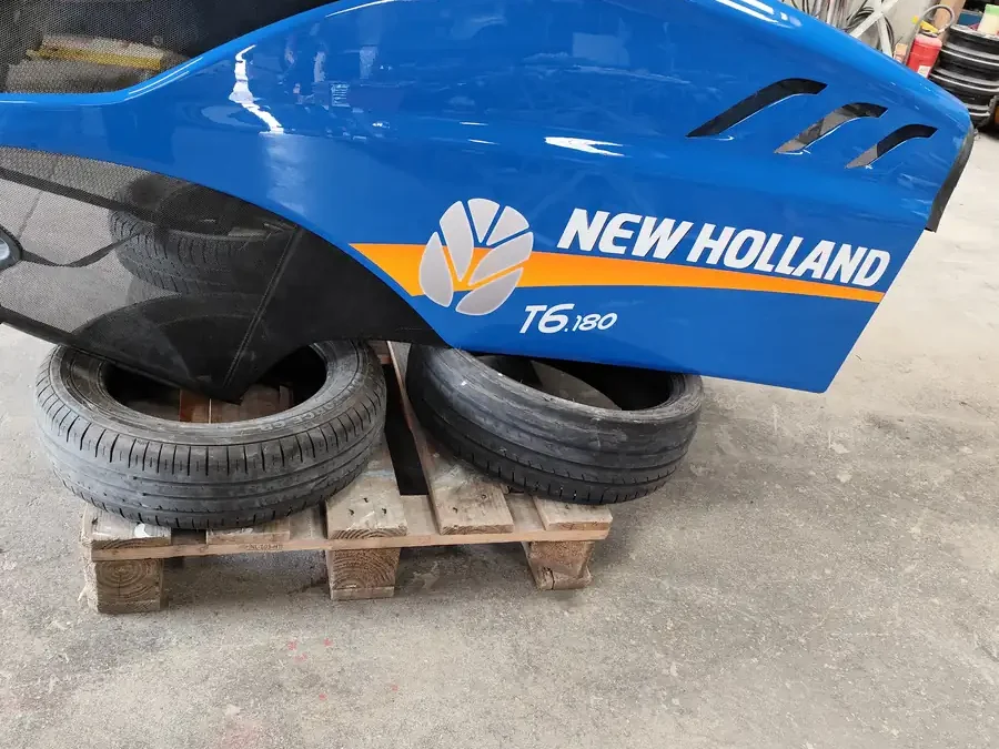 Capot New Holland — raccord